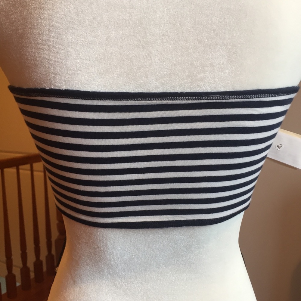 🆕🤩 Hollister Stars & Stripes Reversible Bandeau - Picture 4 of 8